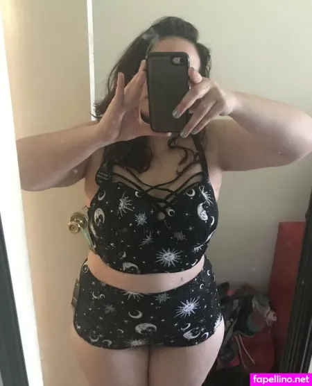 Violetsimmonsfree OnlyFans Thumbnail #kh1t4MbABf