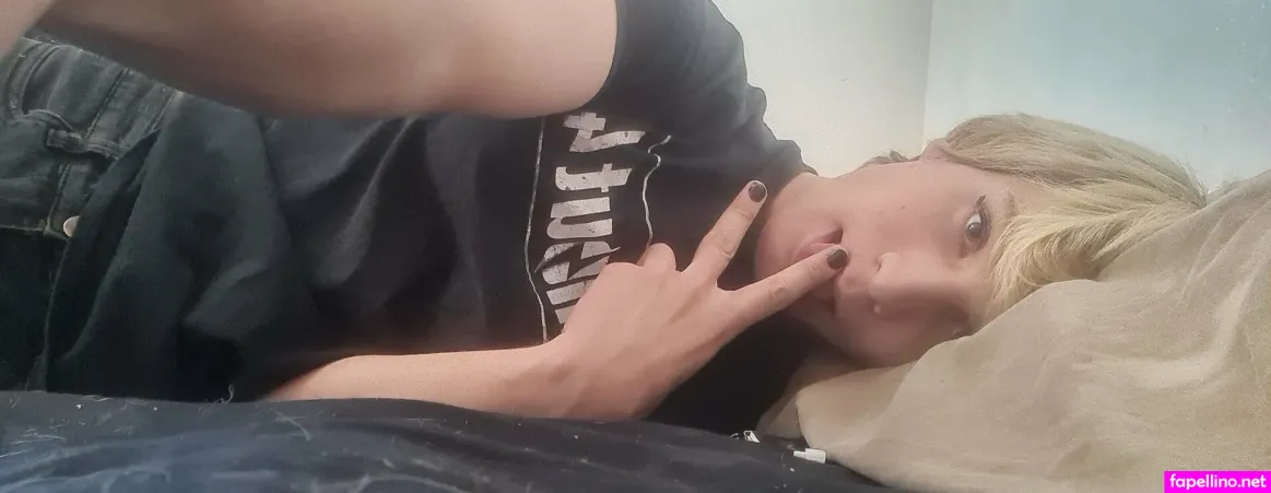 Violetsjules2 OnlyFans Thumbnail #CT6gaTXAS1