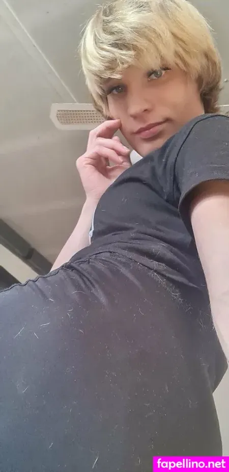 Violetsjules2 OnlyFans Thumbnail #kszOoZqyak