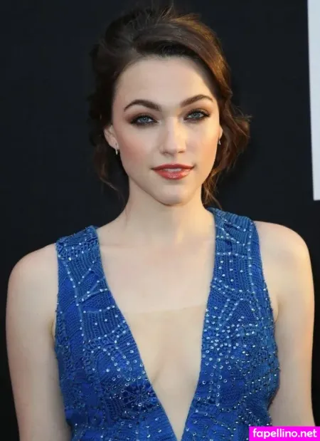 Violett Beane 1 OnlyFans Thumbnail #AxI4hvmpMx