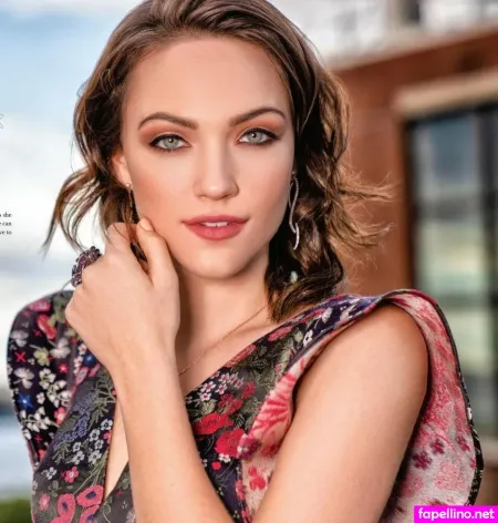 Violett Beane 1 OnlyFans Thumbnail #Lu6qRxtAib