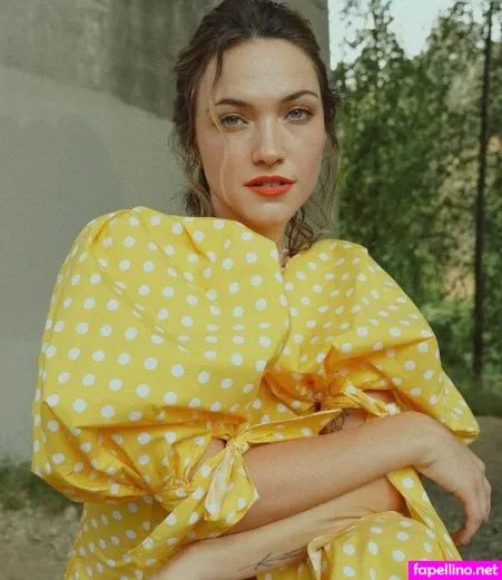 Violett Beane 1 OnlyFans Thumbnail #YzSThBcsBX