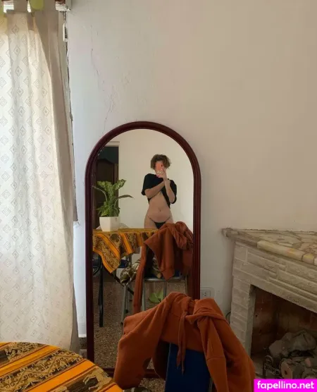 Violett888 Main Profile Photo