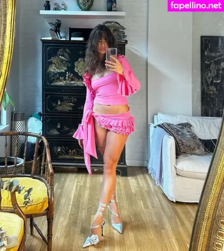Violetta Komyshan OnlyFans Thumbnail #w4rhwjG6uB