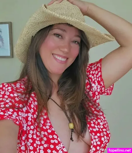 Violette Brooks OnlyFans Thumbnail #qsMb32wfkt