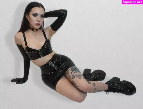 Violette OnlyFans Thumbnail #NyRW2uCB4i