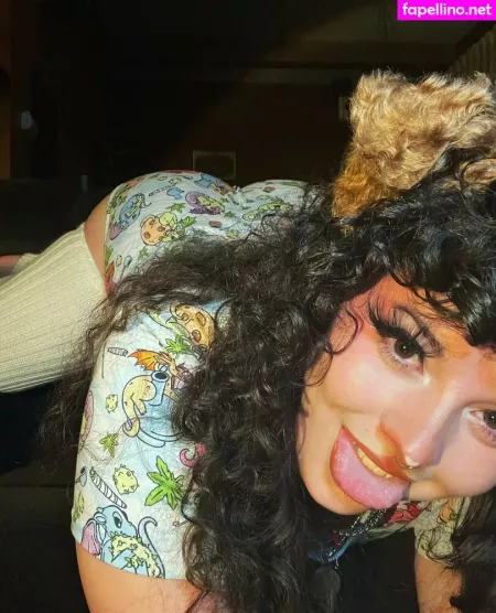 Violetvainefree OnlyFans Thumbnail #4DSQqH65Rl