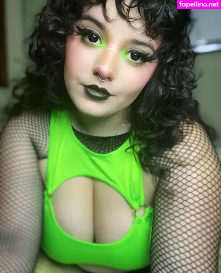 Violetvainefree OnlyFans Thumbnail #nDzQxDMafv