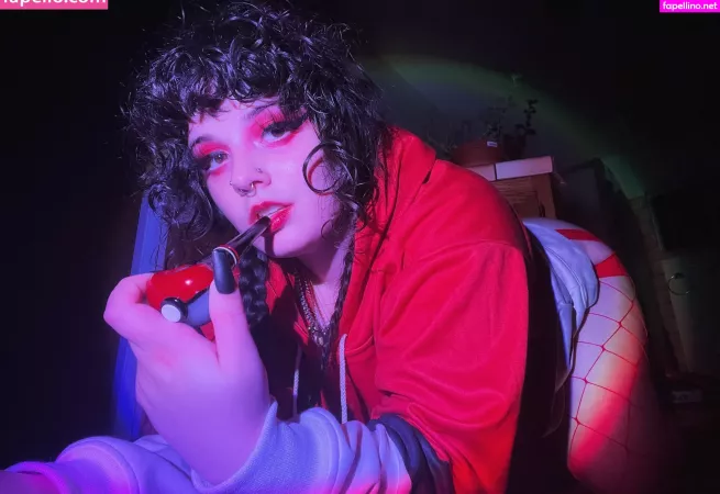 Violetvainefree OnlyFans Thumbnail #zS0aH7A2kQ