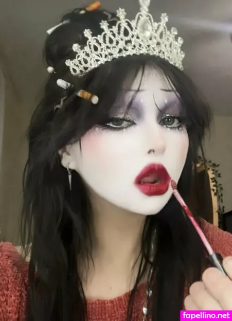 Violetvalefree OnlyFans Thumbnail #V5ozTwO9do