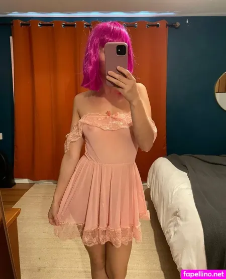 Violetvandyke 3 OnlyFans Thumbnail #f5v6OgfpBH