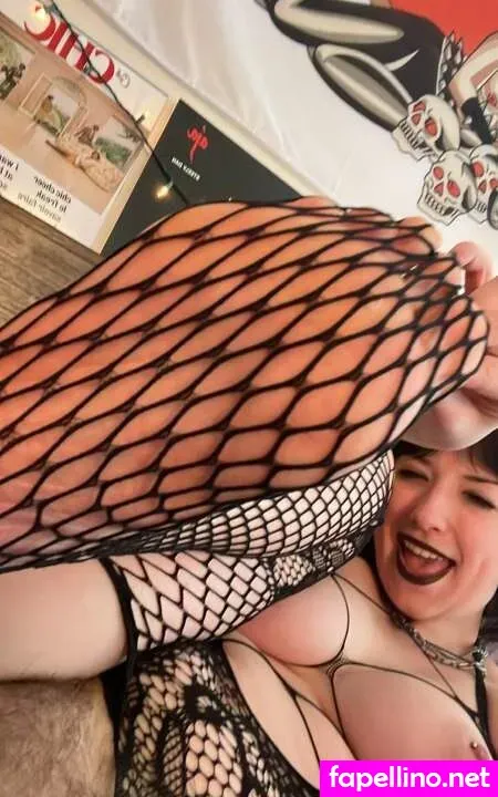 Violetwinter666 OnlyFans Thumbnail #GVTl8VRgzF