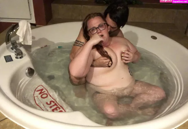 Violetxvixxen OnlyFans Thumbnail #At6w6CYBj5