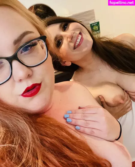 Violetxvixxen OnlyFans Thumbnail #C5vhxD1r0H