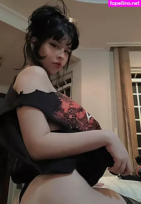 Violety Fox OnlyFans Thumbnail #hGlJQnSnS2