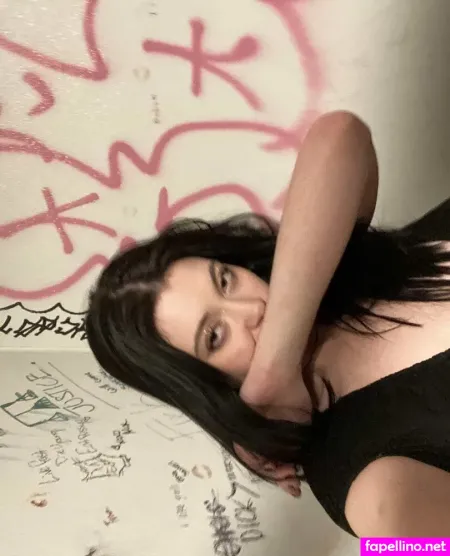 Viollette Blackwood OnlyFans Thumbnail #5qsOvQu2Ht