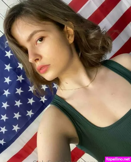 Vip Emma Baby OnlyFans Thumbnail #8hQlG2Me93