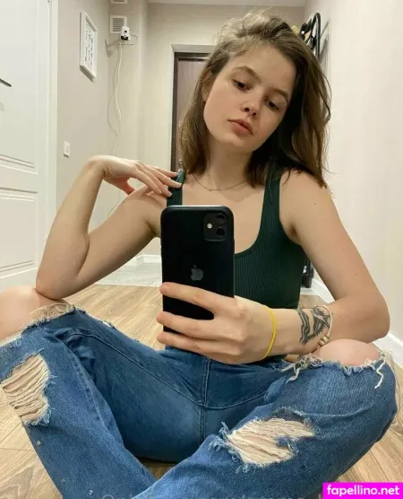 Vip Emma Baby OnlyFans Thumbnail #wKQaXgq1TF