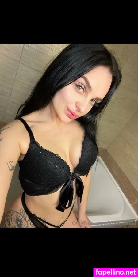 Vip Lagonzalez OnlyFans Thumbnail #i99J6mvETq