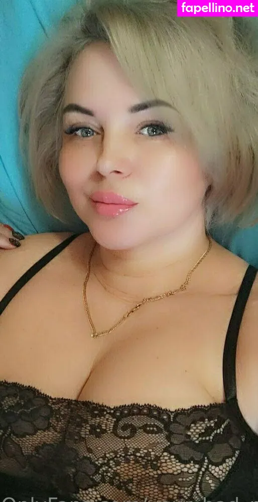 amyymarie118, vip_your_bad_mommmmy Nude Leaked OnlyFans Photo #4be73epC7B