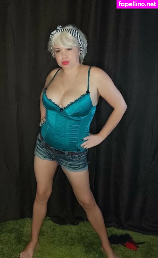 amyymarie118, vip_your_bad_mommmmy Nude Leaked OnlyFans Photo #prWtlISzyv