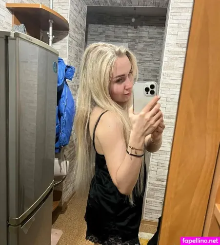 Viphoneyy OnlyFans Thumbnail #JAThrKq5Tg