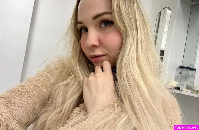 Viphoneyy OnlyFans Thumbnail #MOnJ921Gpb