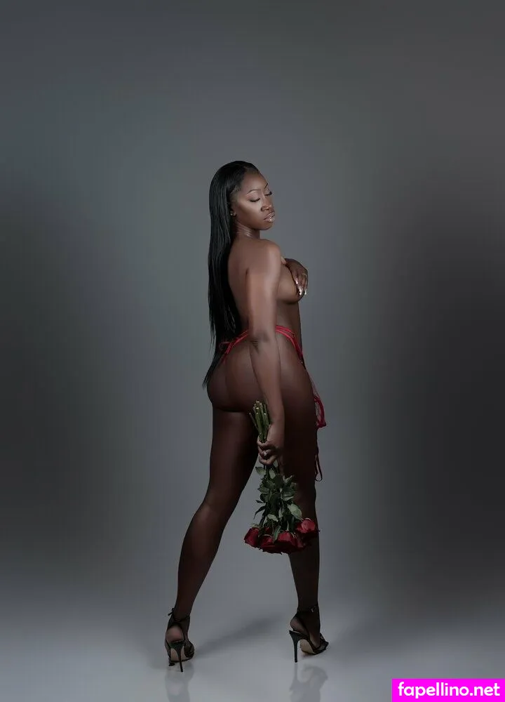 justmiamoore, vipmiamoore Nude Leaked OnlyFans Photo #c0A5pcVgaE