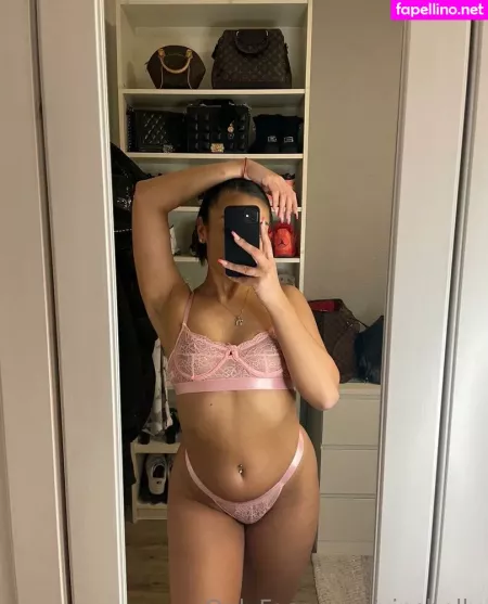 Vipshelly OnlyFans Thumbnail #7winUpmEeo