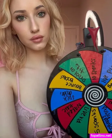 Vipstellaskye 1 OnlyFans Thumbnail #Ari5b2DmZM