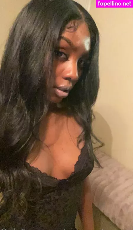 Vipsweetonyxx OnlyFans Thumbnail #VxZo8XBrg8
