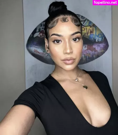 Virdiisunique 1 OnlyFans Thumbnail #8AQUmUCqQQ