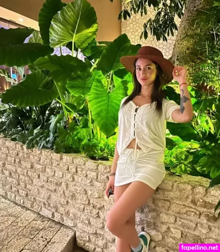 Virgi Vixen OnlyFans Thumbnail #79j0LO1Kdw