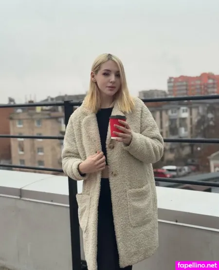 Virgin Daisy OnlyFans Thumbnail #Goz4ptBwTL