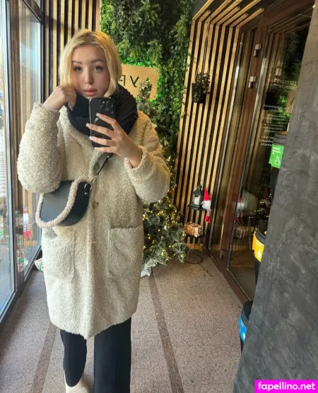 Virgin Daisy OnlyFans Thumbnail #IV3nqvqHBi