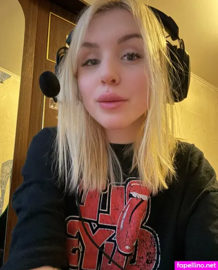 Virgin Daisy OnlyFans Thumbnail #PT5TXinWwm