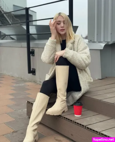 Virgin Daisy OnlyFans Thumbnail #TT7DoTLGap