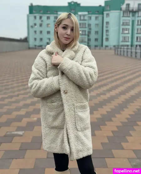 Virgin Daisy OnlyFans Thumbnail #cuvddwecbA