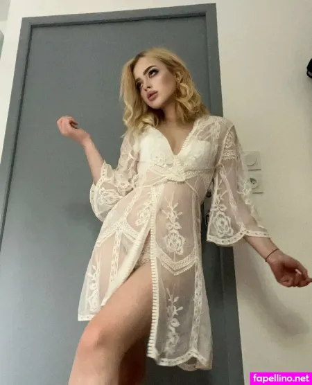 Virgin Natalie OnlyFans Thumbnail #W3F80plnqM