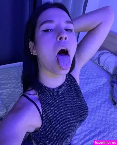 Virginallison OnlyFans Thumbnail #lYw41l8Lw1