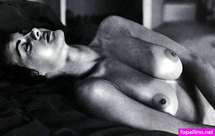 Virginia G OnlyFans Thumbnail #DZnxr5o7uT