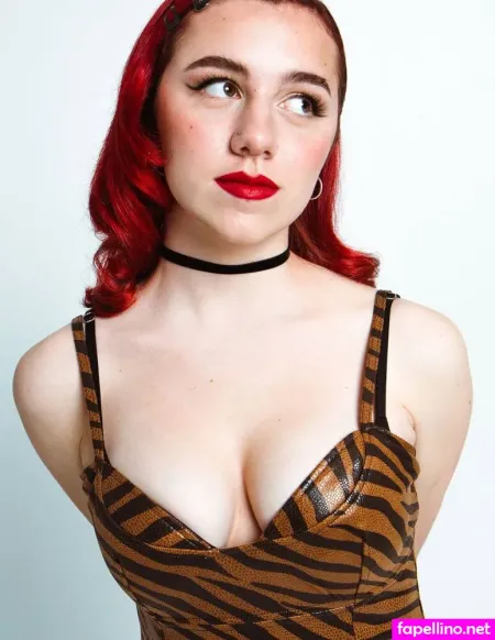 Virginia Grace Franks OnlyFans Thumbnail #r5h9sU2hcZ