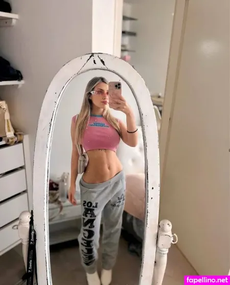 Virginia Leon OnlyFans Thumbnail #lJEyvEj1My