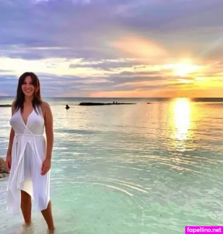 Virginia Orellana OnlyFans Thumbnail #7a9ClwhPtS