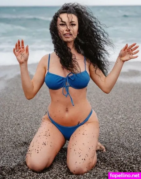 Virginia Scarpellini OnlyFans Thumbnail #Ht4uqa065m