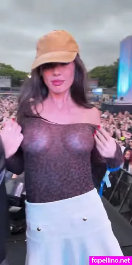 Virginiechretien OnlyFans Thumbnail #udWsPFbpBV