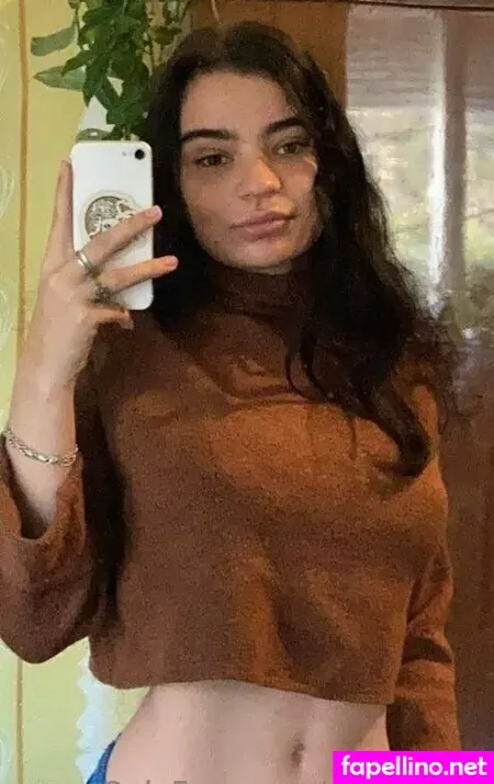 Virginirina OnlyFans Thumbnail #HOG8NnhzwW