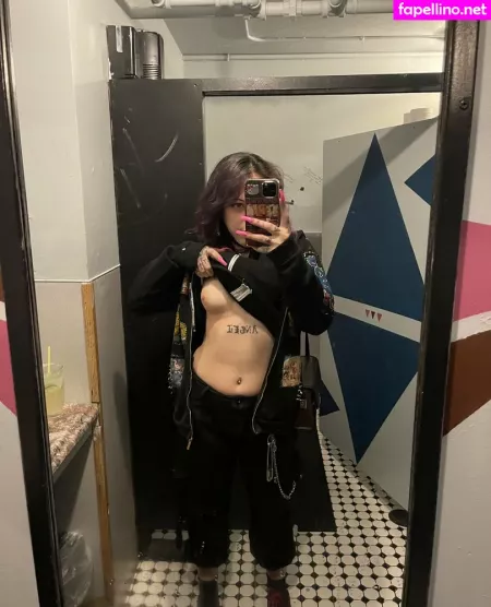 Virginitysmiles OnlyFans Thumbnail #Uws0A2cgzB