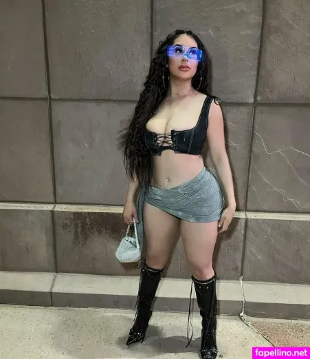 Viridiana Arias OnlyFans Thumbnail #Sns6ozKgJj