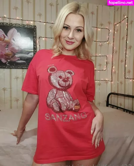 Virtualgirlfriend33 OnlyFans Thumbnail #Gd2E509b3d